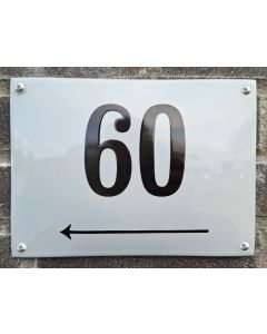 Huisnummerbord met pijl 22x16cm
