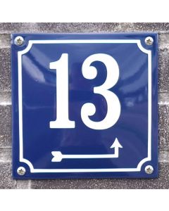 Huisnummer met pijlrichting 16x16cm