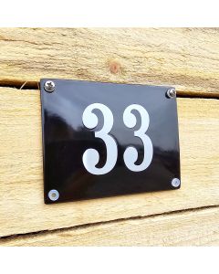 Huisnummer gebold zonder kader