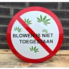 Blowen is niet toegestaan