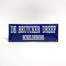 2 regels tekst gecentreerd zonder kader