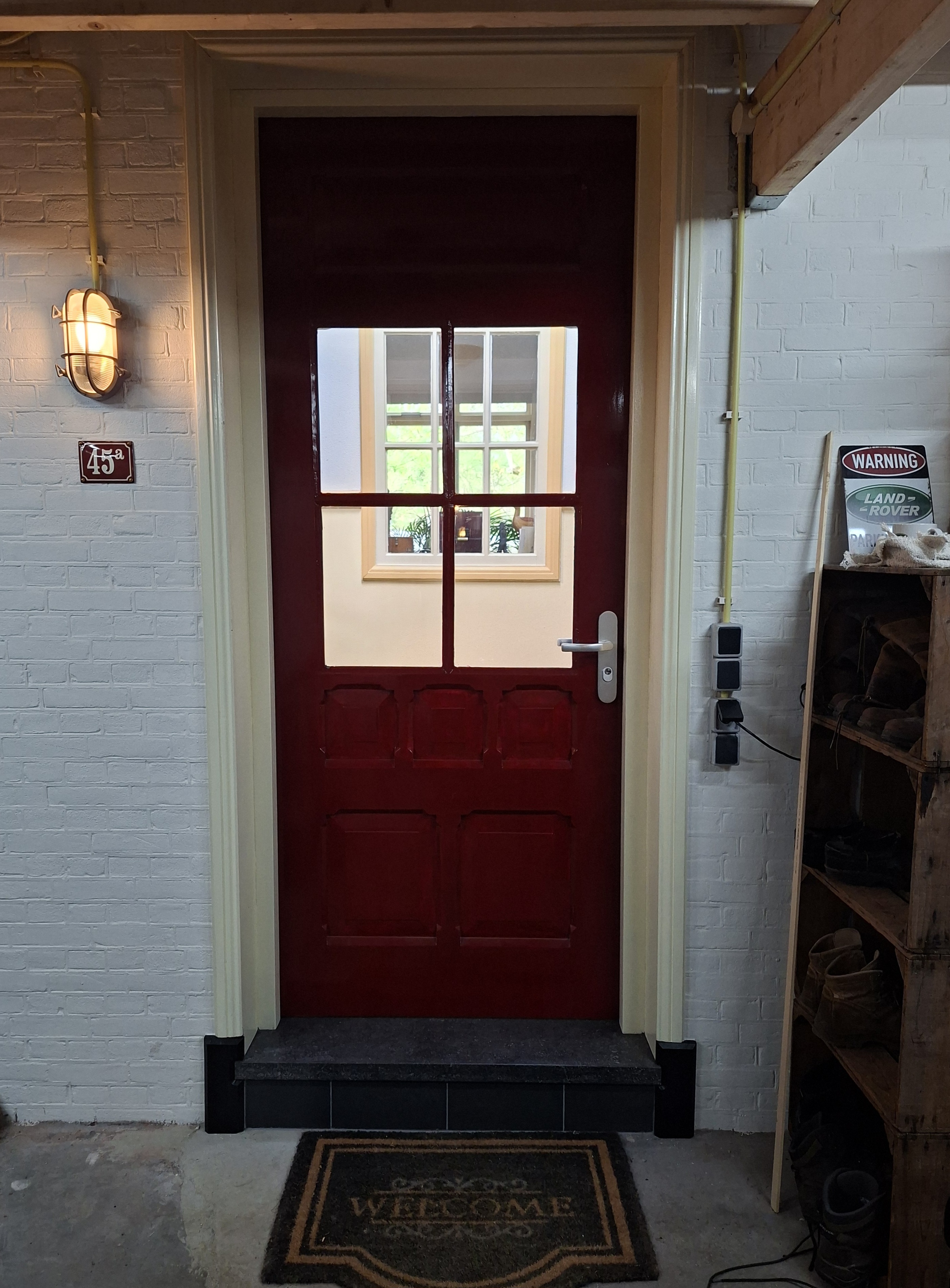 Huisnummer gebold met kader