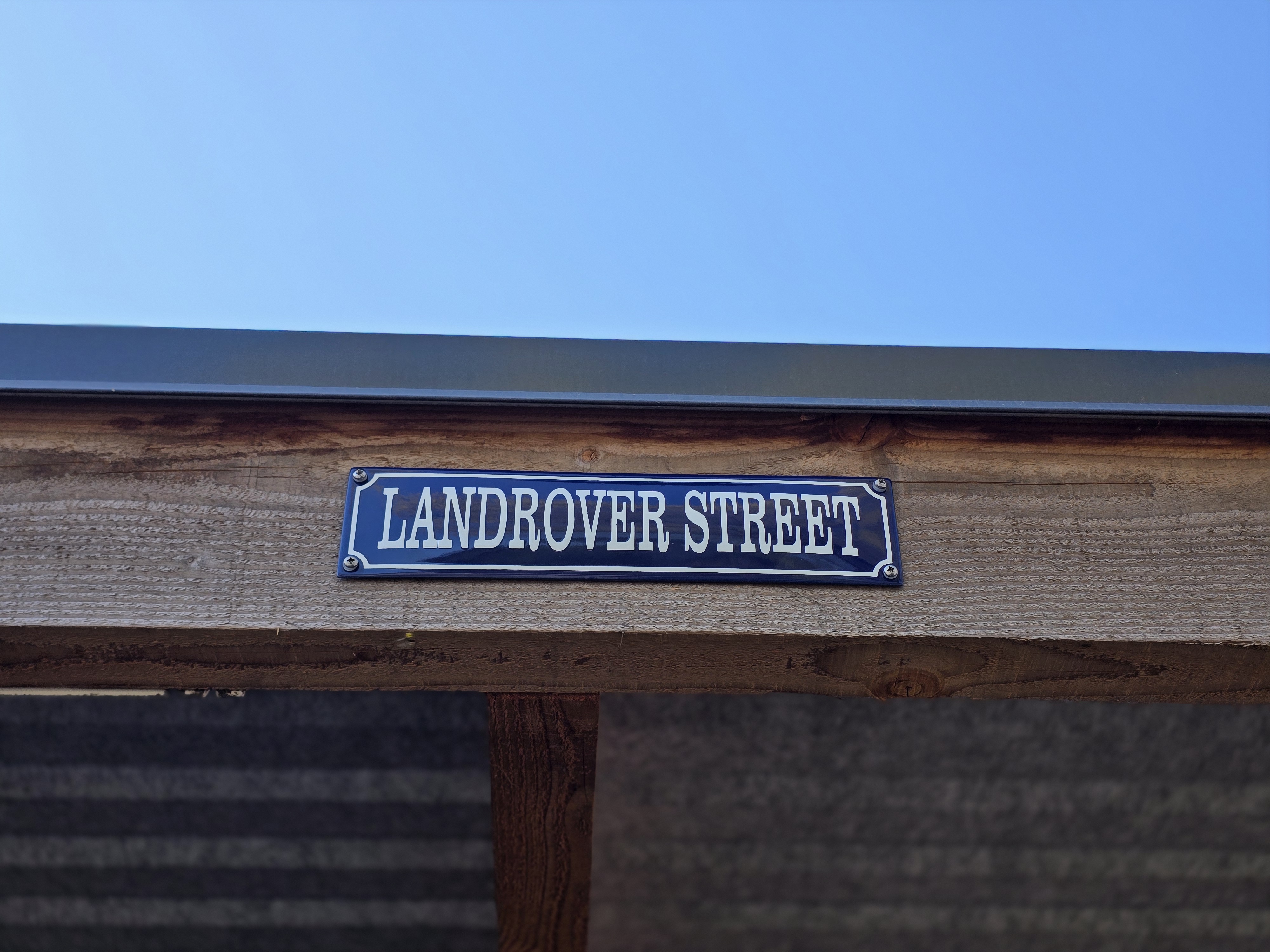 Landrover Street