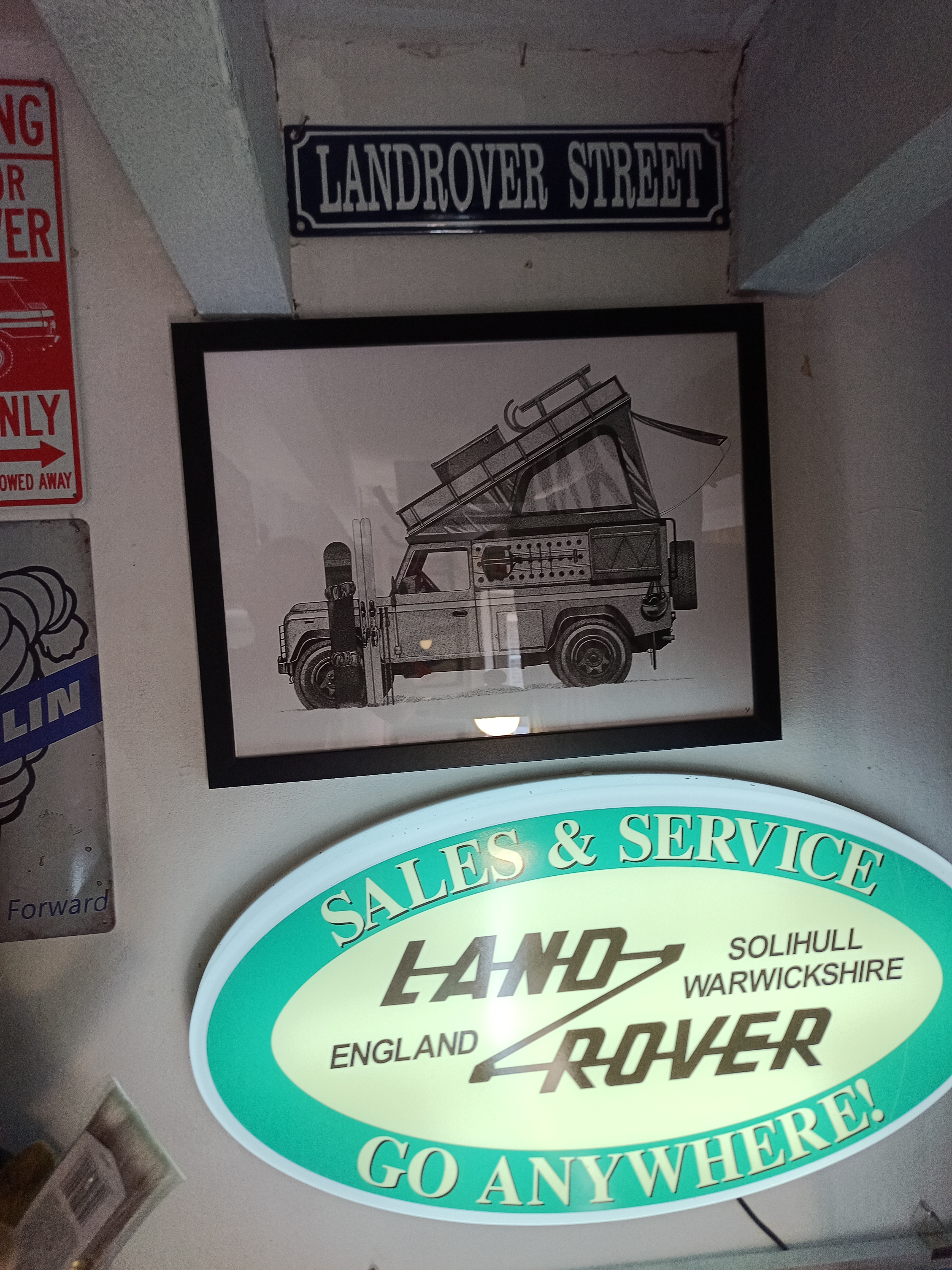 Landrover Street
