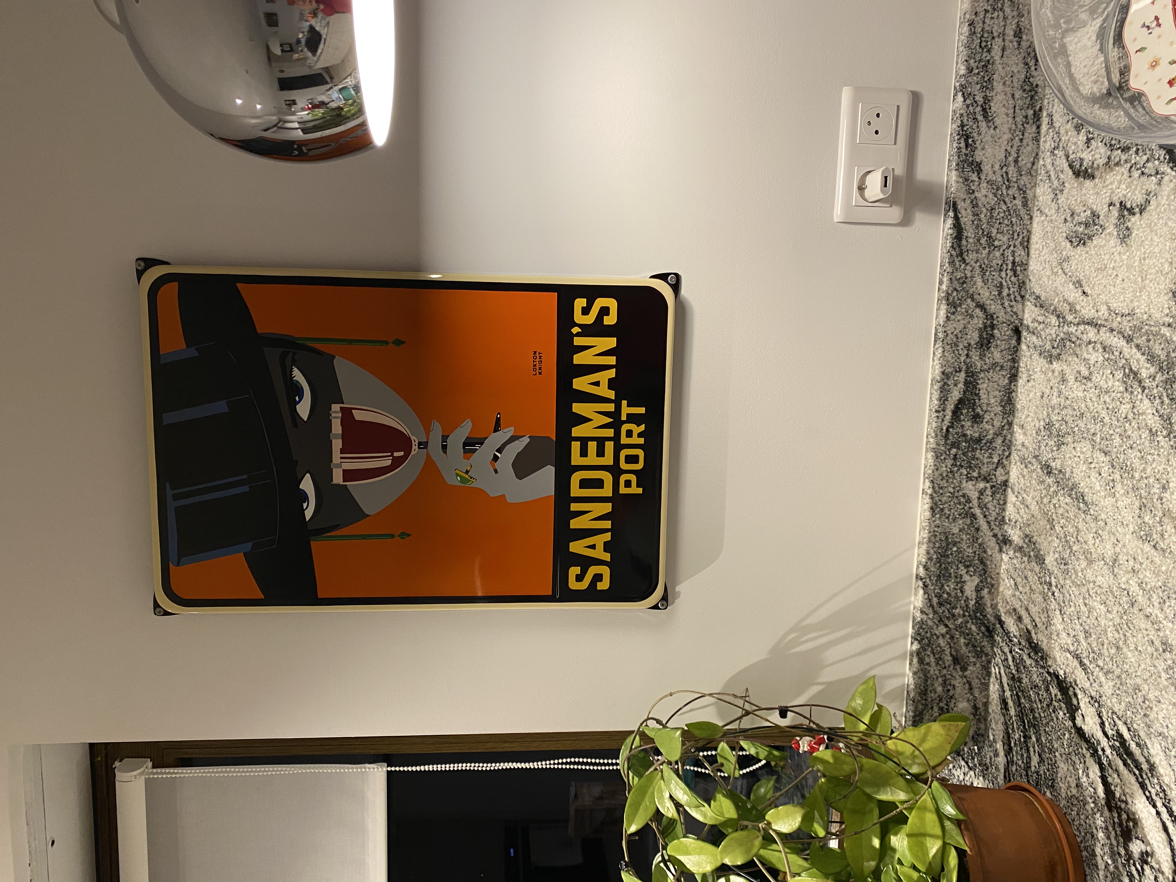 Sandeman's port pure art deco