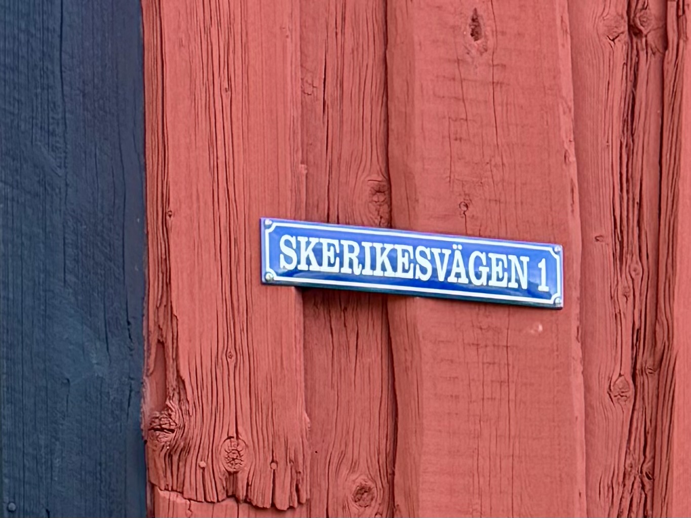 Straatnaambord met kader